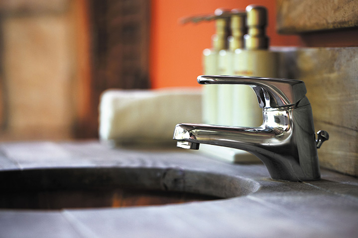 A2B Plumbers are able to fix any leaking taps you may have in Stone. 